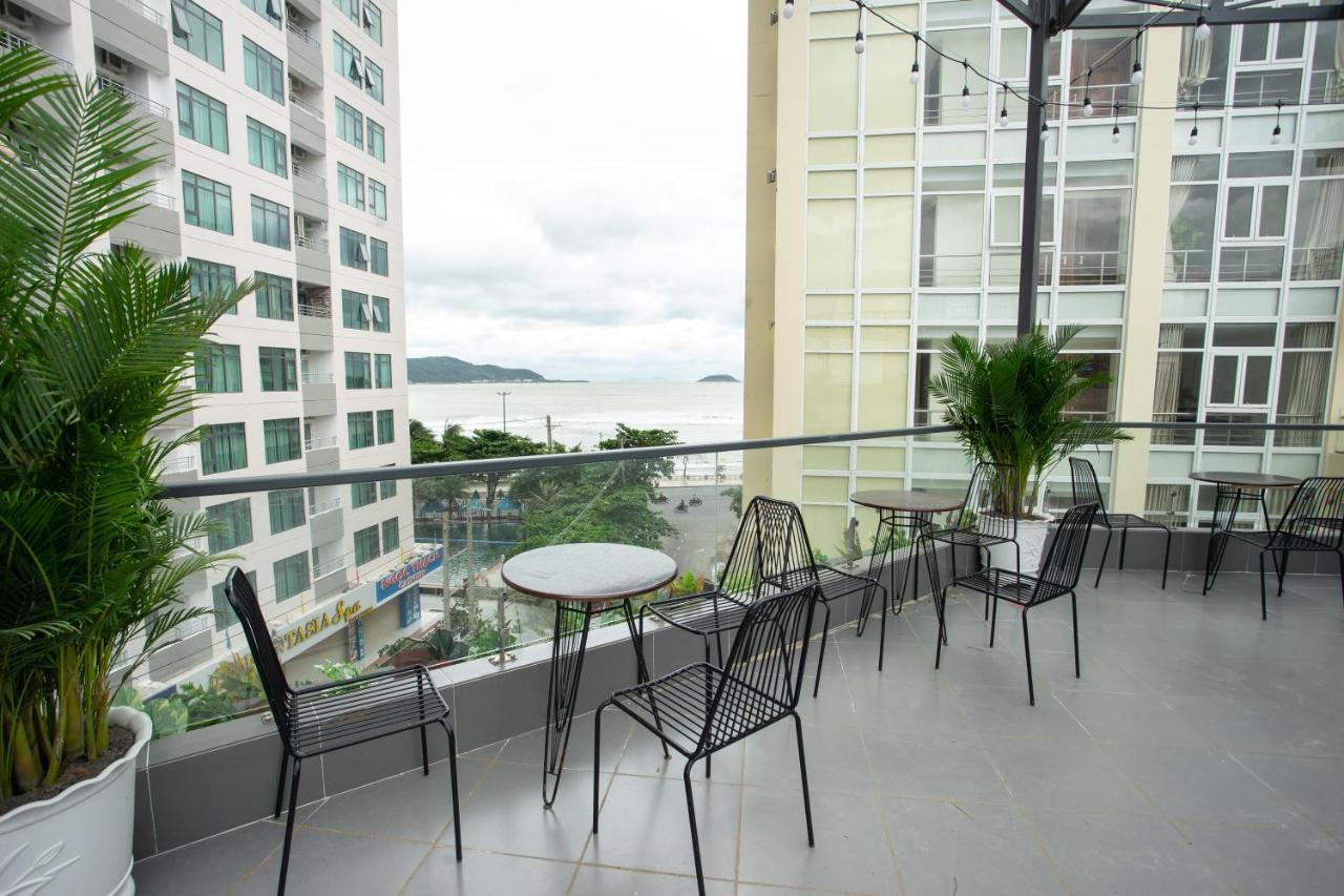 Tesoro Hotel Nha Trang Exterior photo
