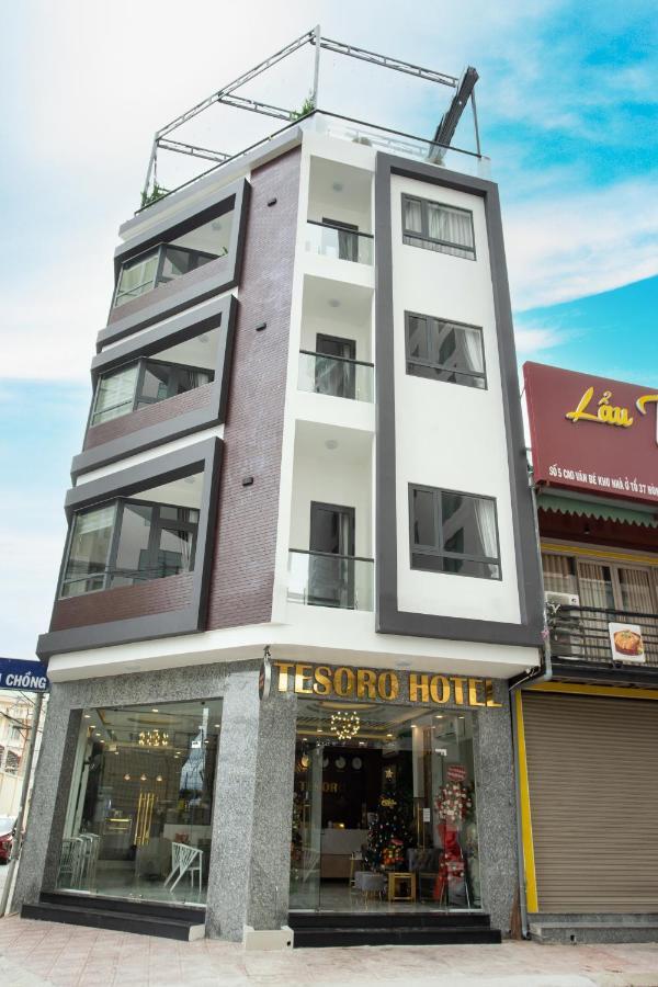Tesoro Hotel Nha Trang Exterior photo